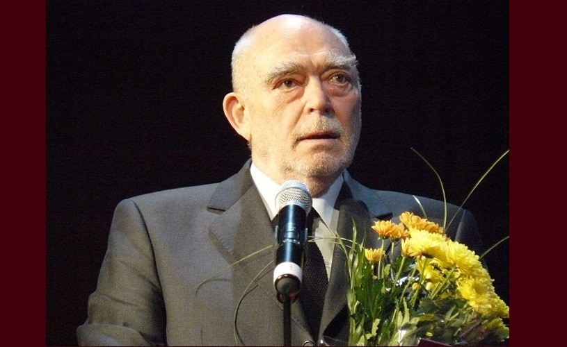 Mircea Albulescu, despre volumul său de poeme: Este o dovadă de iubire; sigur, este imperfectă