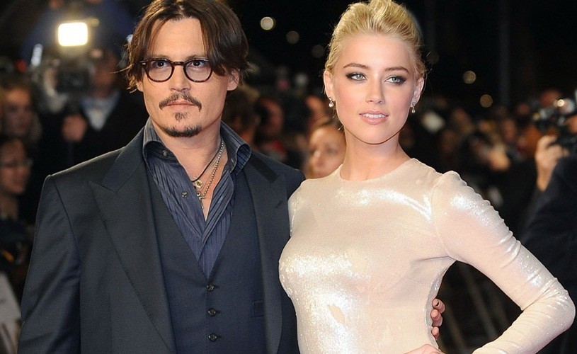 Johnny Depp s-a căsătorit civil cu Amber Heard