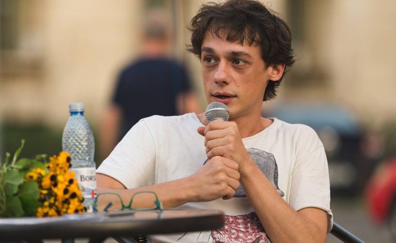 Vlad Logigan, actor: „Trăiesc și pentru dragoste, și pentru teatru”