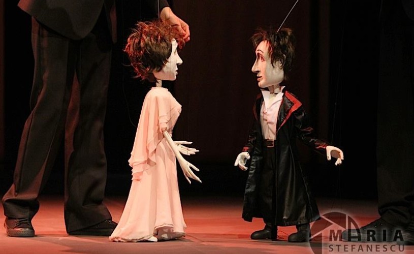 Romeo şi Julieta, la Târgoviște – un spectacol de marionete reuşit 