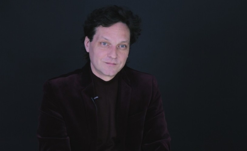 George Ivașcu a oferit <strong>poeme-cadou</strong> de 8 Martie