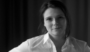 Alexandra Balteanu: „Mă văd ca regizor german provenit din România”