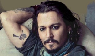 Ce se poate discuta cu Johnny Depp / SUPRAVEGHETORUL și alte povestiri