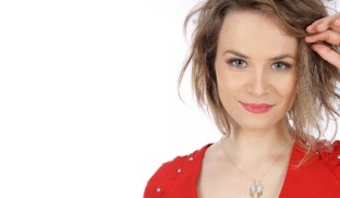 Diana Cavallioti: „Sunt o fată cuminte, cu tatuaje”