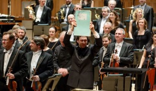 Opera Oedipe răsună de la Bucureşti la Londra, sub bagheta lui Vladimir Jurowski