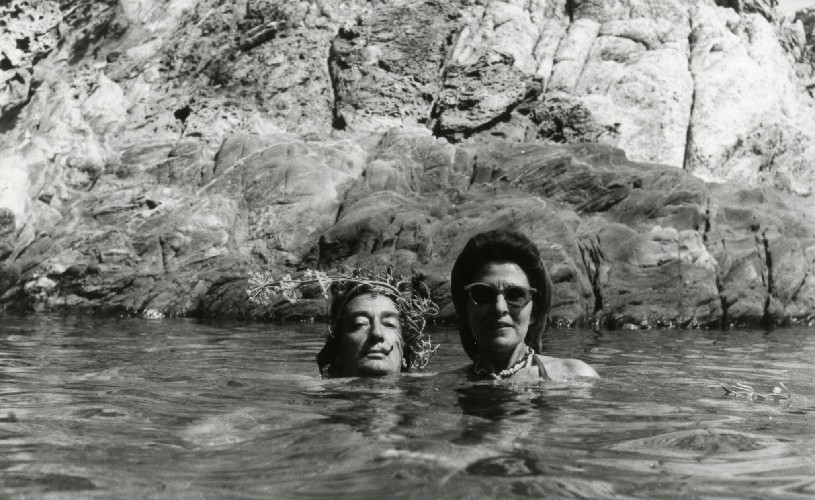 Ipostaze ale feminității: Gala Dalí