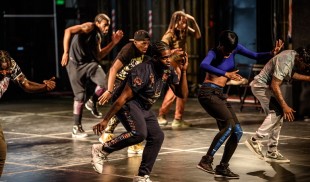 The American Dance Show. Flexing or Connecting to Reality Through “Bone Breaking”