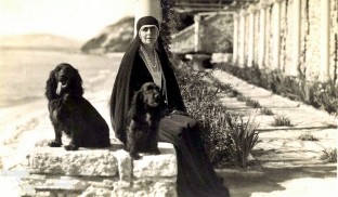 REGINA MARIA A ROMÂNIEI (Portretul realizat de scriitorul Paul Morand)