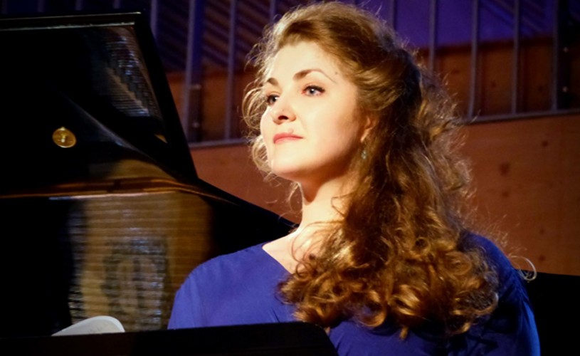 Andreea Soare, soprană la Opera din Paris: „Familia m-a învățat să iubesc România”