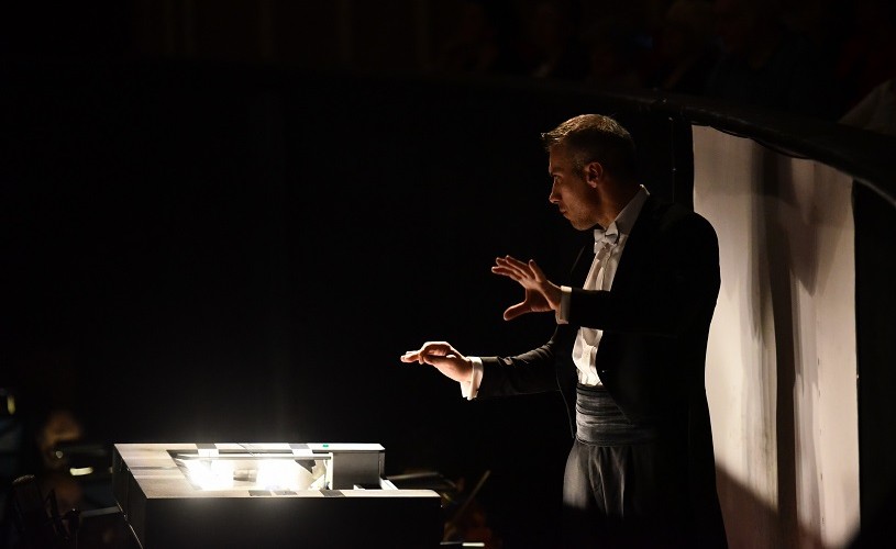 Dirijorul TIBERIU SOARE revine pe scena Sălii Radio, într-un eveniment MOZART/BEETHOVEN