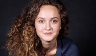 Alina Rotaru: „Emoția pe care am simțit-o când am pășit pe scena mare de la Metropolis nu o voi uita curând”