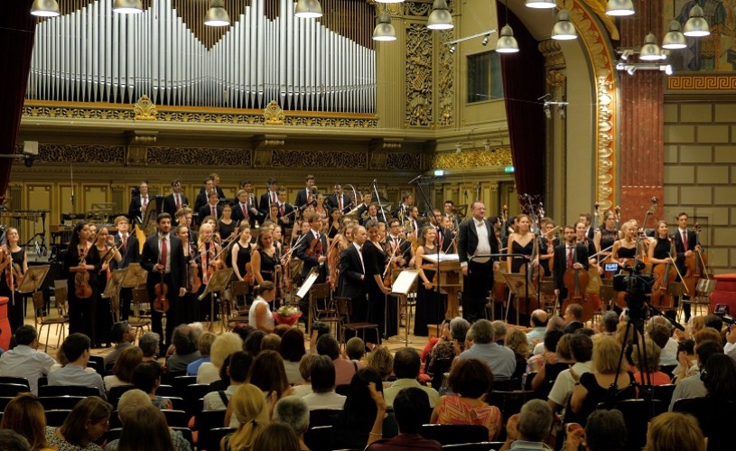Vara Magică revine la Ateneu din 10 iulie. „Văpaie și destin” – Concert inaugural Horia Andreescu și Virtuozii din București