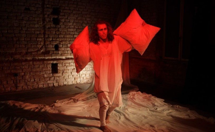 ,,Poezia visului’’, de Miriam Răducanu, online, gratuit la unteatru