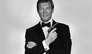 Roger Moore, trei ani fără James Bond