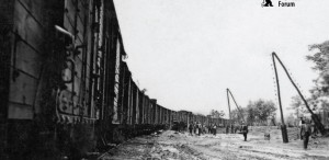 „Ieșirea trenurilor din gară”, de Radu Jude și Adrian Cioflâncă, din 18 iunie în cinematografe