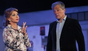 Adrian Păduraru și Alexandra Velniciuc pe scena Teatrului Metropolis în spectacolul „Ceapa” (17 februarie)