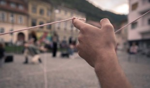 Femme Végétale. Relația dintre corp și spațiul înconjurător