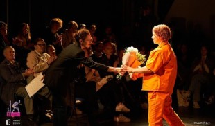 Câștigătoarele Bacău Fest Monodrame 2022 sunt actrița Petronela Buda și dramaturgul Teodora Savu