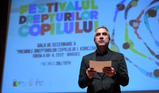 10 distincții decernate la Gala „Premiilor Drepturilor Copilului J. Korczak”