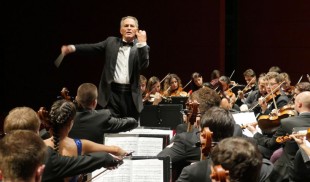 Cristian Mandeal şi Orchestra Naţională Simfonică a României Concert in memoriam lui Radu Lupu la Ateneul Român, pe 6 decembrie