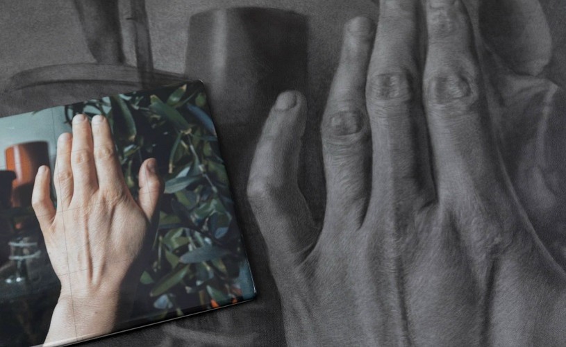 Expoziția „Mână stângă spre priveliște depărtată” de Ana Maria Micu, la MNAC