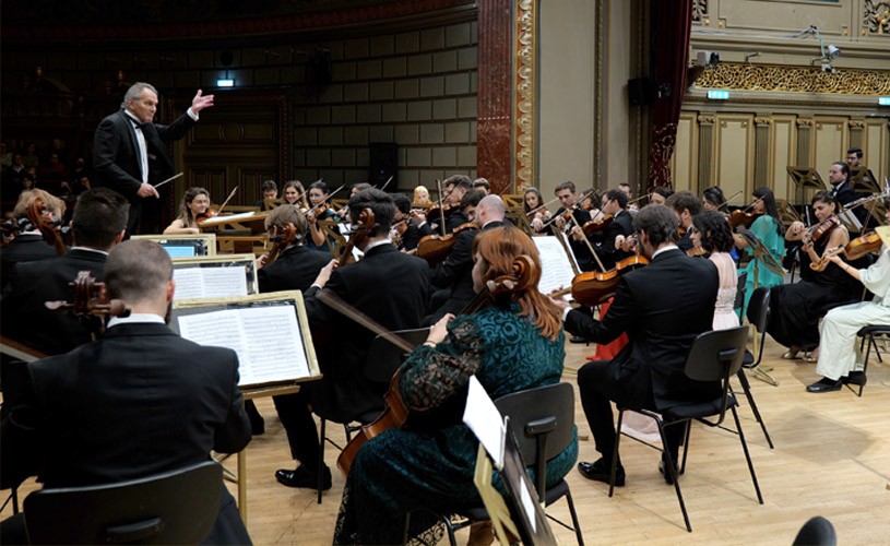 Cristian Mandeal şi Orchestra Naţională Simfonică a României susțin un Concert extraordinar la Ateneul Român (Bucureşti) şi Megaron Hall (Salonic)