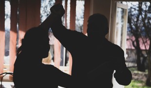 Mind-moving, un nou program de terapie prin artă, și-a început desfășurarea în 2 spitale de psihiatrie din țară