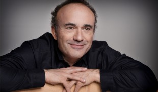Dirijorul și compozitorul francez FRÉDÉRIC CHASLIN: concert Rachmaninov/Schumann/Mozart la Sala Radio