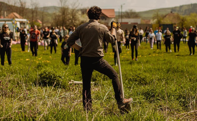 Voluntarii Electric Castle au împădurit EC Village