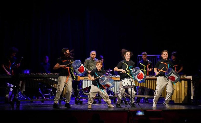 Meet the Beat – recitalul extraordinar de percuție Cantus Mundi alături de Zoli Toth
