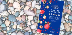 Narine Abgarian, autoarea bestsellerului „Din cer au căzut trei mere”, în România, la București și Brașov