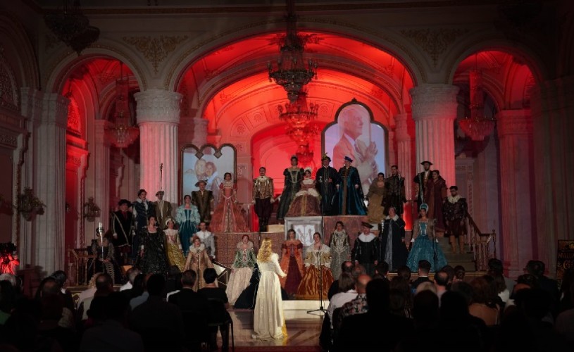 Corul Madrigal aniversează 60 de ani de la primul său concert
