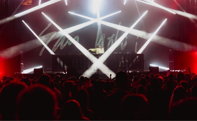Prima ploaie, primii headliners, primele amintiri la Electric Castle 2023
