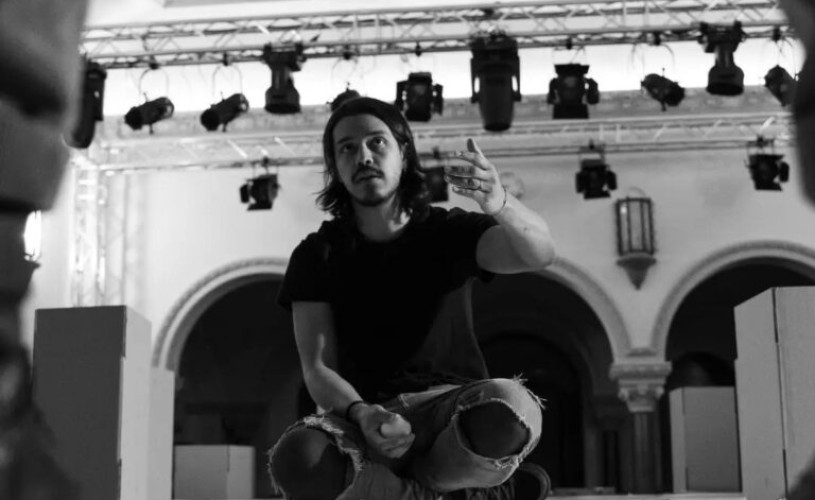 Alejandro Durán, regizor: „La mine în țară, războiul, violența și crima au devenit un obicei“