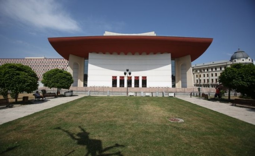 Naționalul bucureștean împlinește 50 de ani de existență la kilometrul 0 al capitalei