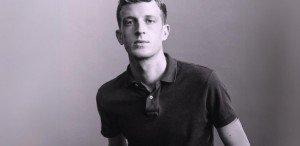 Premiera ,,Lupte și metamorfoze’’ îl aduce la Teatrelli pe scriitorul francez Édouard Louis