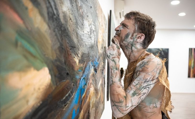 Symbiosis – o poveste holistică a relației dintre om și natură, văzută prin ochii lui Leo Dolghier Oleg și Alexandru Medinschi la Elite Art Gallery