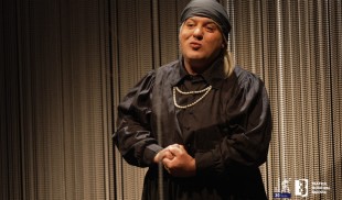 Actorul Gabi Costin și dramaturga Teodora Savu, câștigători la Bacău Fest Monodrame