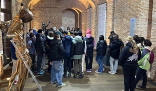 DE 1 IUNIE, COPIII CU VÂRSTA DE PÂNĂ LA 14 ANI BENEFICIAZĂ DE ACCES GRATUIT ÎN „UNIVERSUL LUI SALVADOR DALÍ”