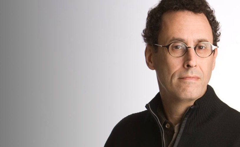 O lume plină de contradicții. Tony Kushner