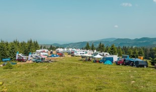 Autosuficiență și aventură la CamperVan Fest 2024, între 15 și 18 august, la Râșnov