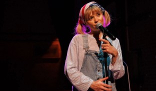 Cătălina Mihai: Nu-nțeleg de ce într-o lume în care există apusuri roșiatice, superbe, oamenii mai au timp să facă războaie