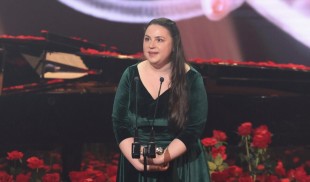 Silvana Negruțiu, un premiu UNITER pentru Mama din România post-comunistă