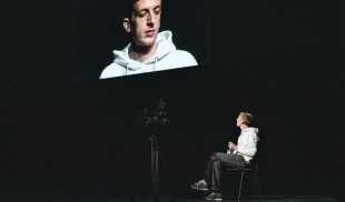 Milo Rau vine cu „The Interrogation”, la București