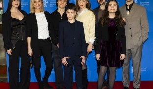 De capul nostru, noul lungmetraj semnat de Tudor Cristian Jurgiu, a avut premiera mondială în secțiunea Forum a Berlinalei